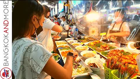 THAI Street Food Lunch | Food Court In BANGKOK