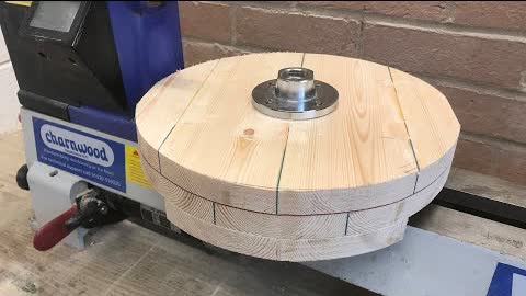 Wood turning - Pine Plank to Fruit Bowl