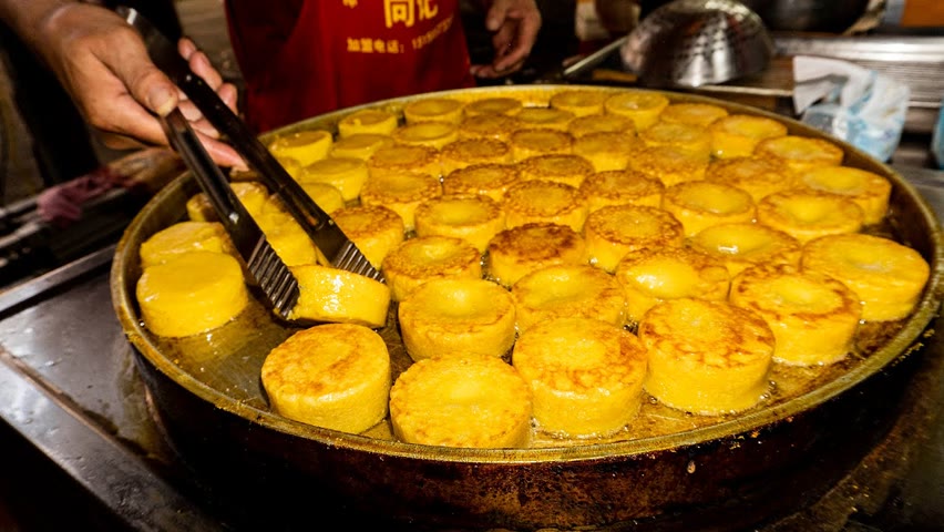 玉米饼，中国街边小吃！Corn Tortillas, Chinese street food!
