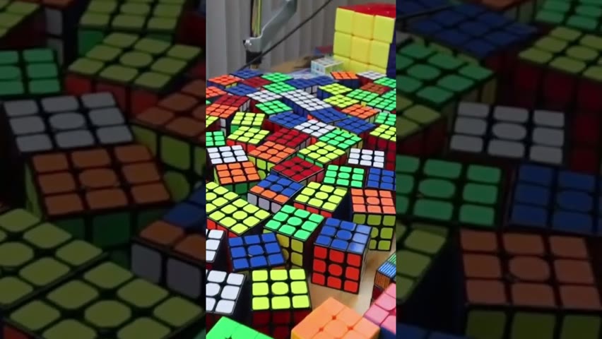 What 100+ Rubik’s Cubes Looks Like 👀