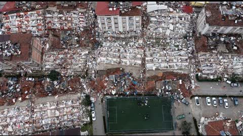 DISASTER IN TURKIYE | 7.8 EARTHQUAKE HITS THE COUNTRY HOW CAN YOU HELP?