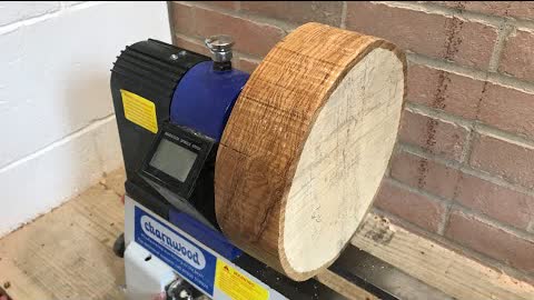 Woodturning - Figured Ash Bowl