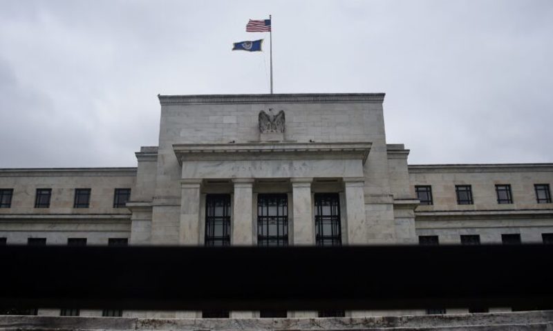 USA DNES (26. 7.): Senátní panel zjistil, že čínští zpravodajci si kupují ekonomy z Fedu