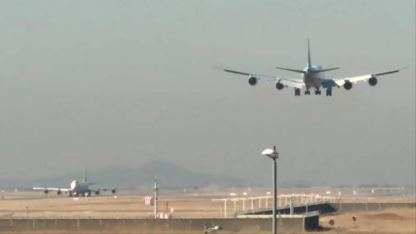 Boeing747 landing at ICN, South Korea