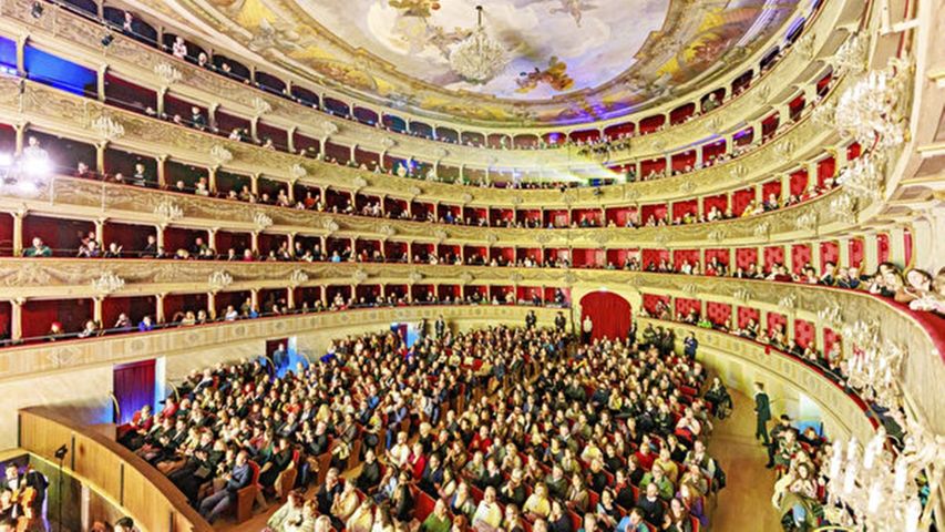 Il pubblico di Bergamo toccato da Shen Yun per i suoi valori di Verità Compassione e Tolleranza