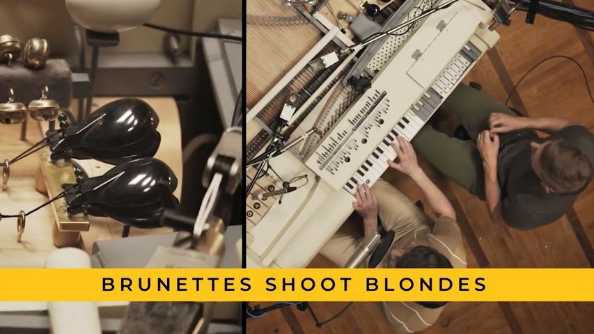 Brunettes Shoot Blondes - Houston (LIVE)