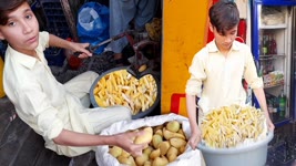 Hardworking Afghani boy Selling French Fries | Street Aloo Chips | How To Make French Fries