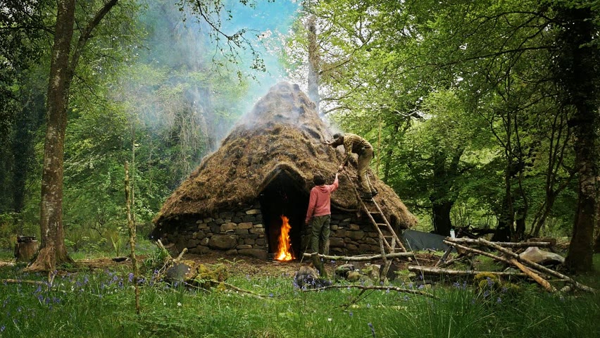 First FIRE with a Roof! SMOKE OUT?? Building an IRON AGE ROUNDHOUSE (Ep.13)