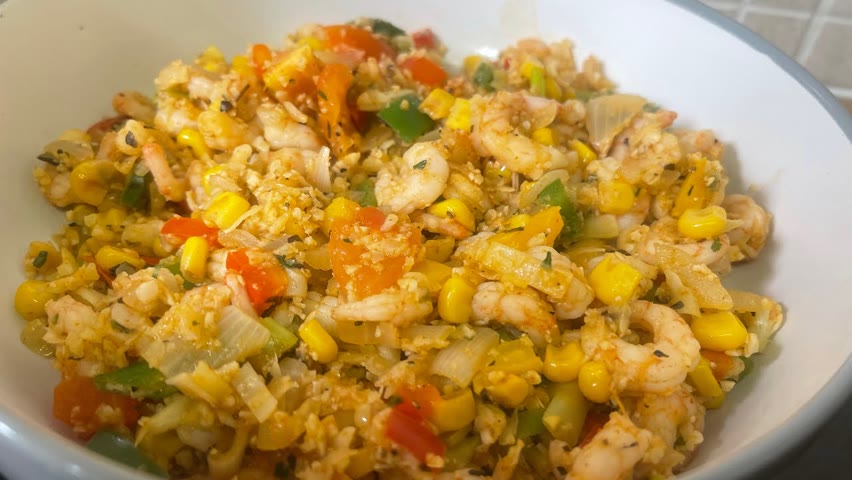 Cauliflower rice with prawns for lunch on food news tv