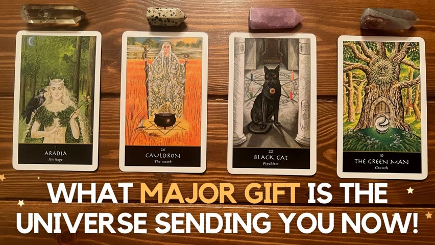 What Major Gift Is The Universe Sending You NOW ✨🎁 😍✨ | Pick A Card