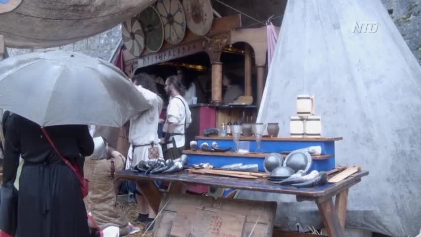 French Medieval Fair Revives Old Traditions