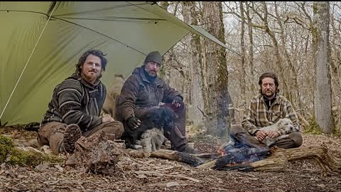5 days bushcraft trip with DonVonGun and Morten Hilmer - spoon carving, hot tent, strong winds etc.