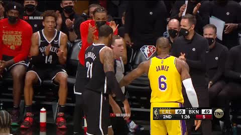 LeBron bodying that old man LaMarcus Aldridge with all due respect