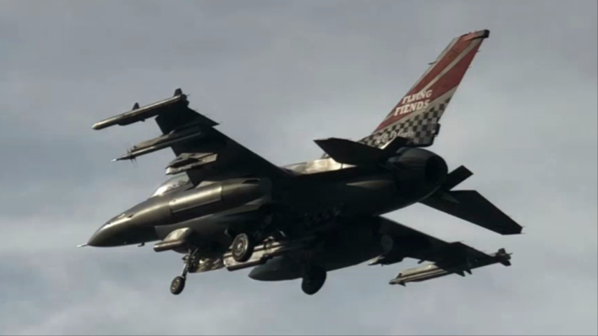USAF 51FW/36FS "The Fabulous Flying Fiends" F-16C formation landing