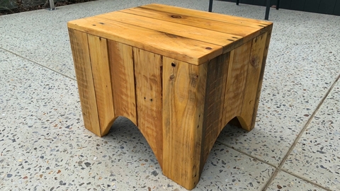 DIY - Easy and Simple Side Table