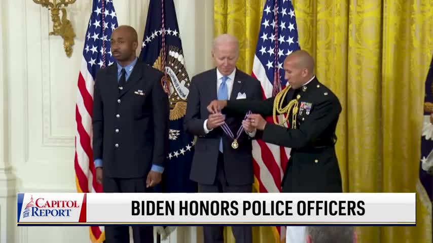 Biden Honors Police Officers