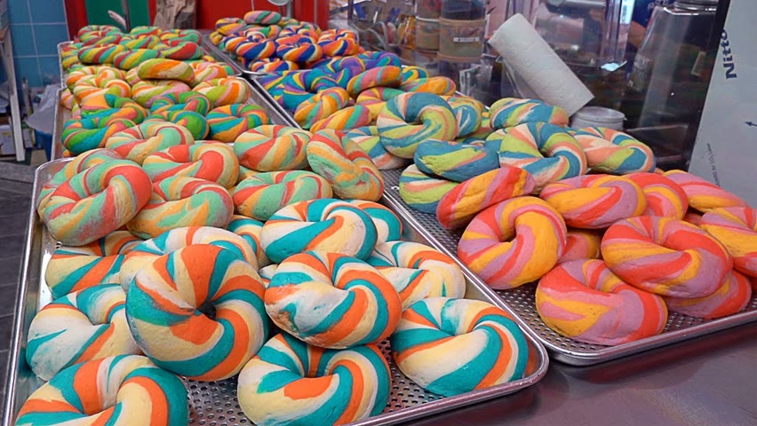 레인보우 베이글 Making Colorful Rainbow Bagels, Cream Cheese - Korean street food