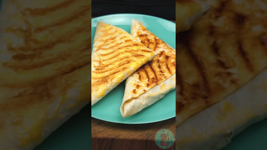 Quick & Simple Breakfast Recipe with Pita Bread and Cottage Cheese #shorts