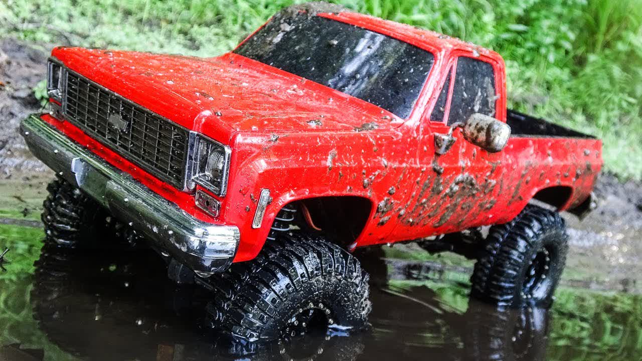 RC Mudding || 4x4 Chevy Mud Truck