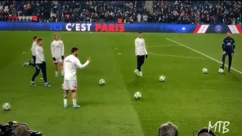 Lionel Messi Shows Mbappe How It is Done 🎯