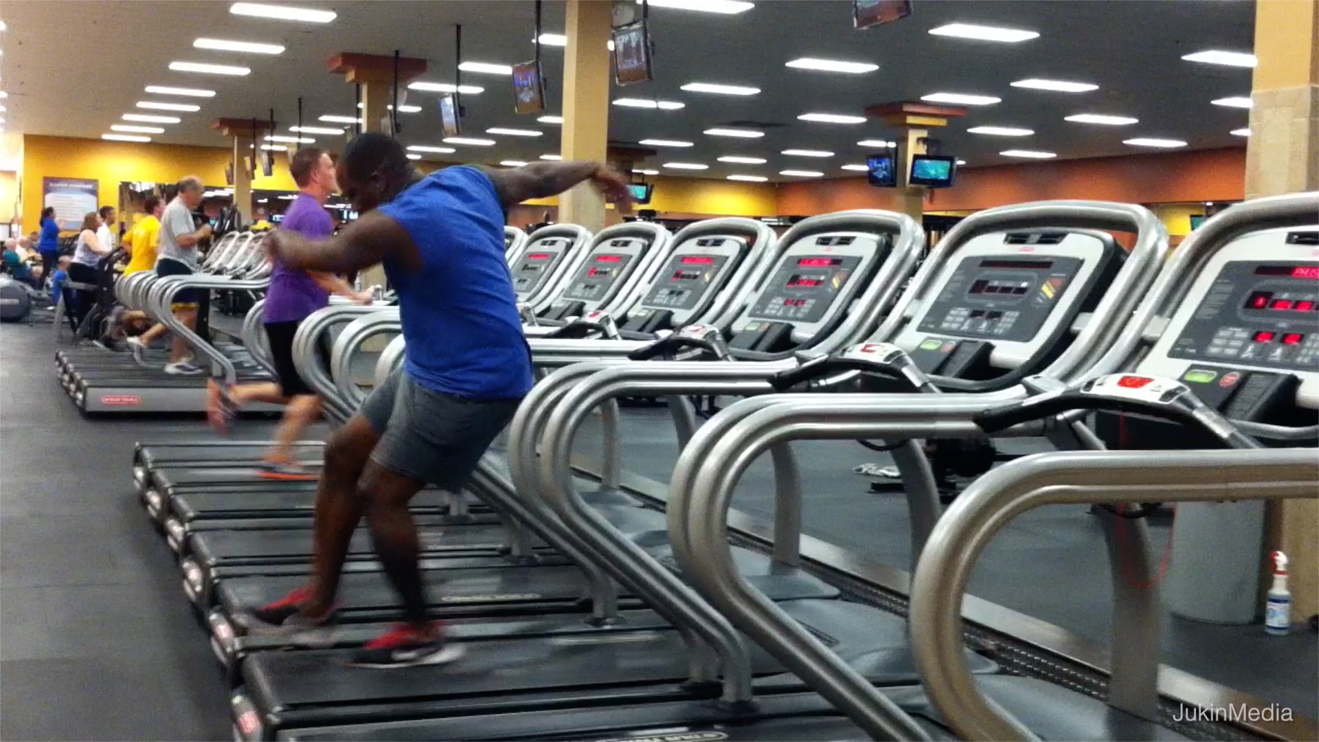 Amazing Treadmill Dance