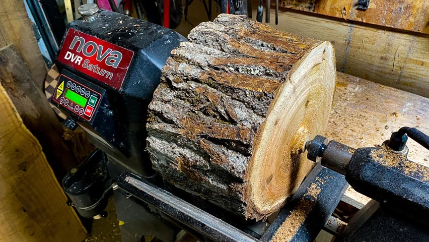 Woodturning -  Log  And Electricity ⚡️