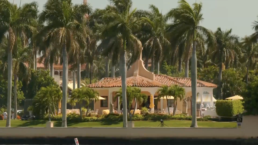 LIVE: Exterior of Mar-a-Lago After President Trump Indicted (Apr. 1)