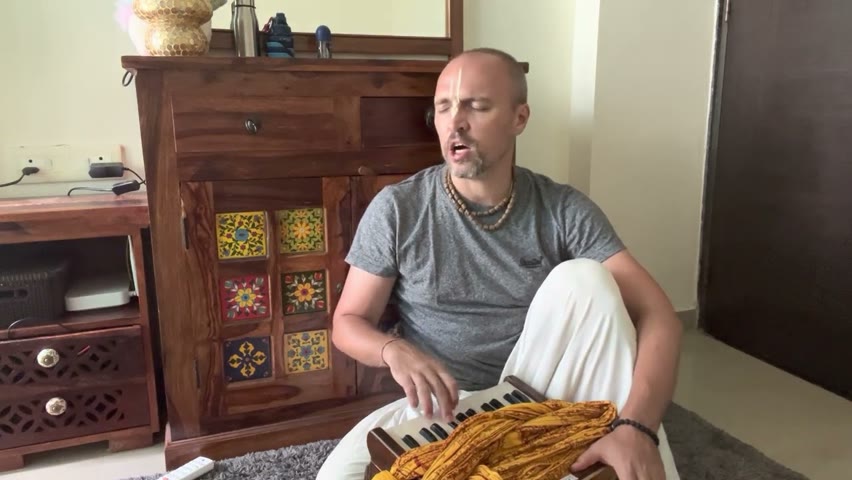 My kirtan.... I ask Krishna for a laptop! I dream of making films about Vrindavan!