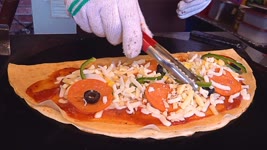 피자크레페 Pepperoni Cheese Pizza Crepe - Korean Street Food