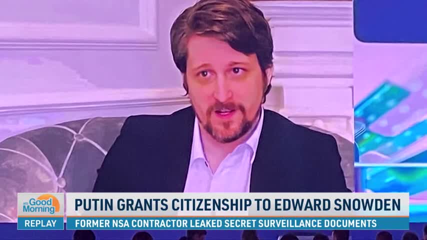 Putin Grants Russian Citizenship to NSA Whistleblower Edward Snowden