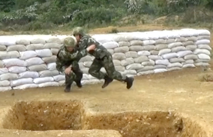 Funny Army Soldier Fails!