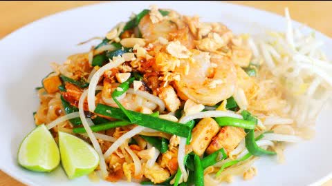 Pad Thai Recipe #Shorts "CiCi Li - Asian Home Cooking Recipes"