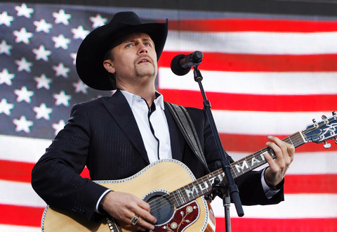 Country star John Rich shares his thoughts on socialism: 'No thanks'