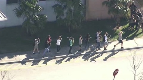 Florida High School Requiring Mandatory Clear Backpacks, After Mass Shooting - Teaser