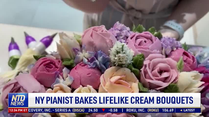 NY Pianist Makes Lifelike Cream Bouquets