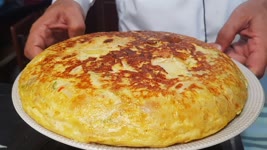 Spanish Omelette Recipe with Cheese Twist | Spanish Omelet | Tortilla De Patatas Española Cheese
