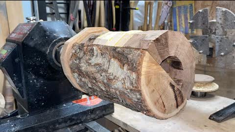 Woodturning -   Imposible Log  (fast edit)