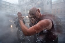 [시위영상2편] 백신패스에 분노한 이탈리아 시민들 시위영상 - “백신여권(그린패스) 목숨 걸고 반대!” in 로마(ROME)