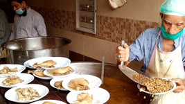 Lahori Murgh Cholay | Lahori Nashta | Street Food Karachi Pakistan