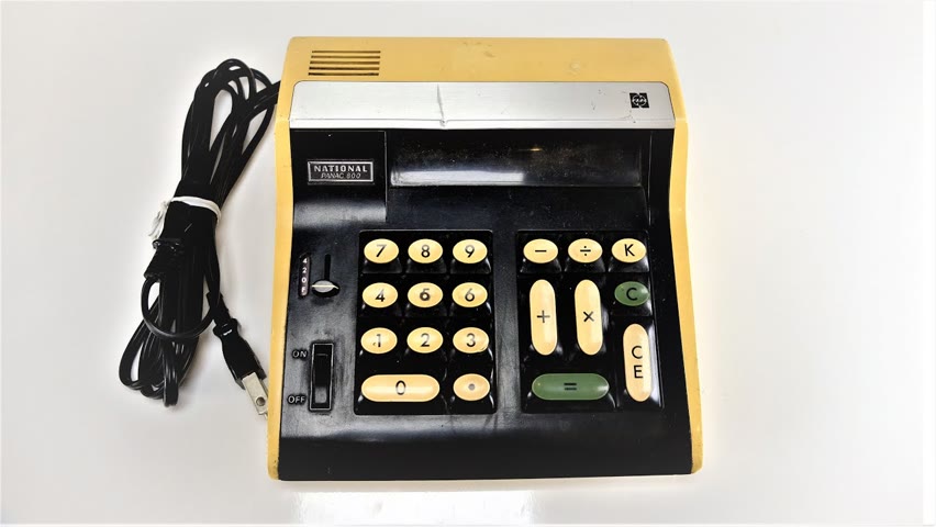 1970's Vintage Electronic Calculator Restoration