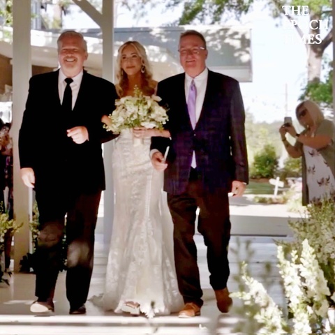 Bride’s Father Invites Stepdad to Walk Her Down The Aisle