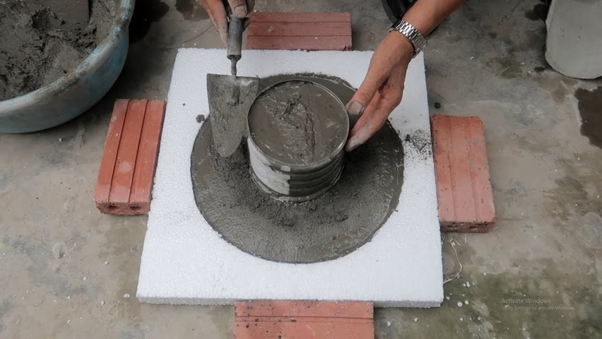 Pot Casting Project - Tip Build a Cement Pot With Plastic Chair And Styrofoam For You