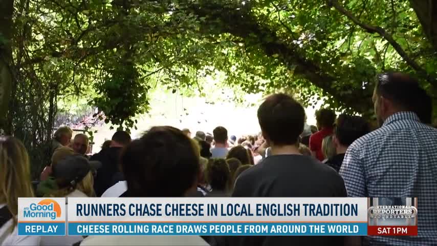 Runners Chase Cheese in Local English Tradition