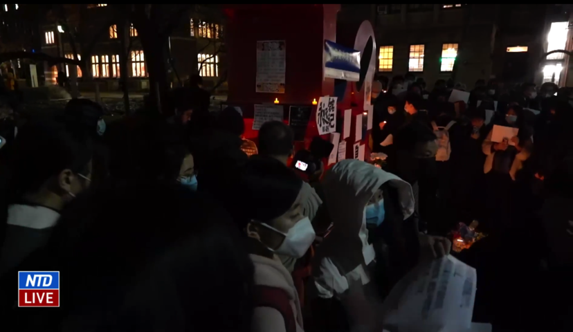 LIVE: New Yorkers Protest China’s COVID Lockdowns at Chinese Consulate