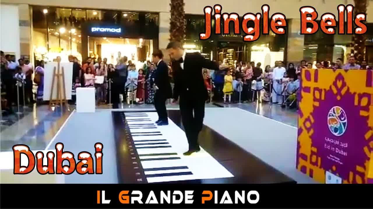#iGrandePiano - Jingle Bells  - Dubai