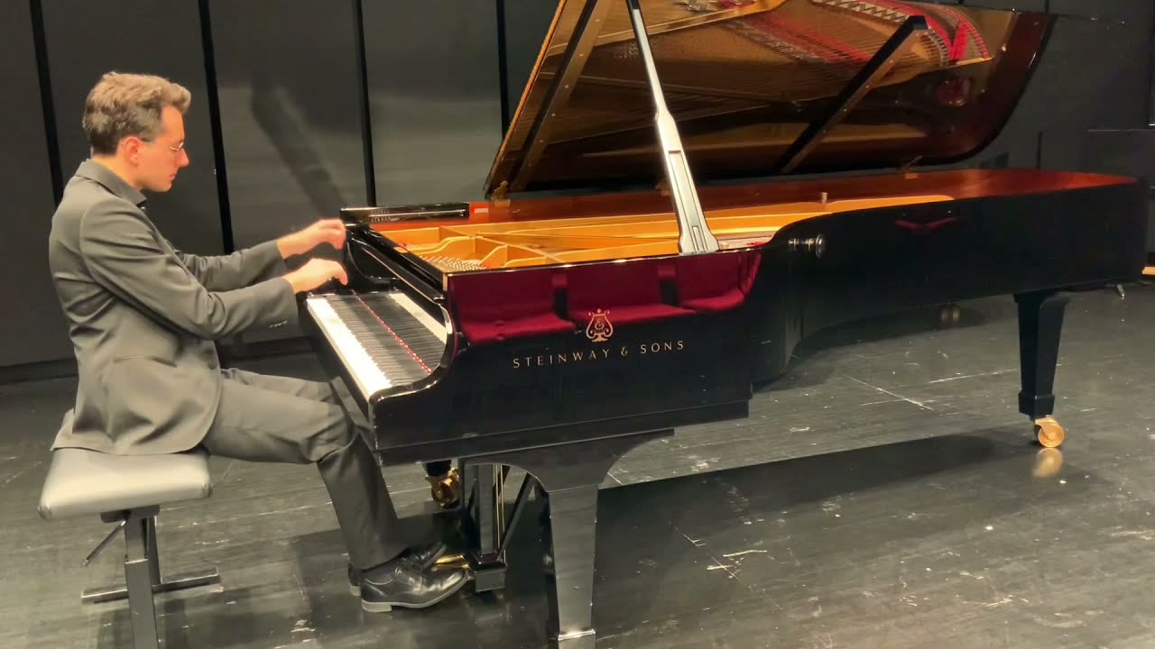 Francesco Tropea plays A. Skryabin, Sonata No. 3, Op. 23