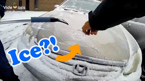 Driver Scrapes Ice Off Car ｜VideOasis