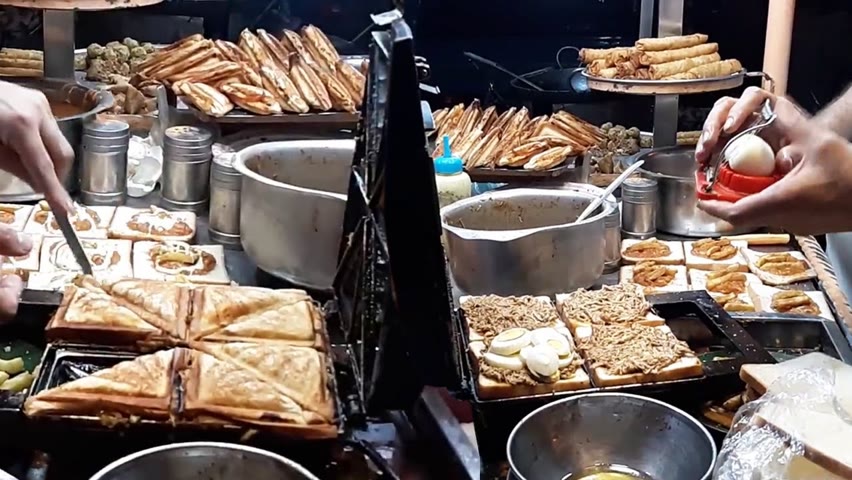 Chicken Egg Sandwich Maker | Non Stop Sandwich Making in Karachi | Superfast Cooking Skills