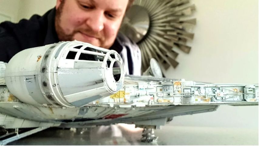 Building Bandai's Perfect Grade Millennium Falcon from start to finish