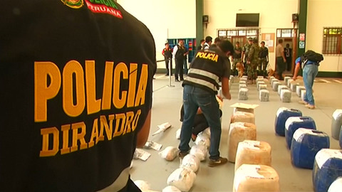 Peru seizes more than a ton of drugs